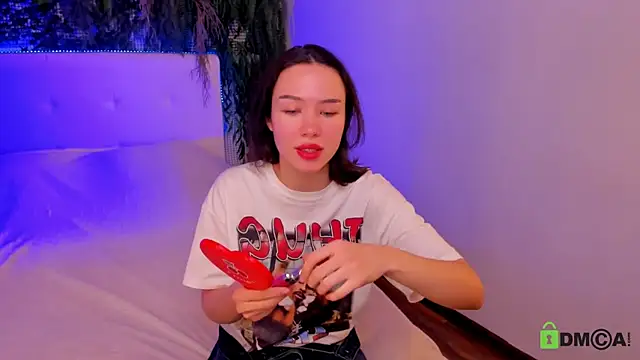 Black Jenny online show from November 15, 2:51 pm