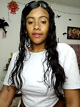 vannesitha25 online show from December 18, 9:19 pm