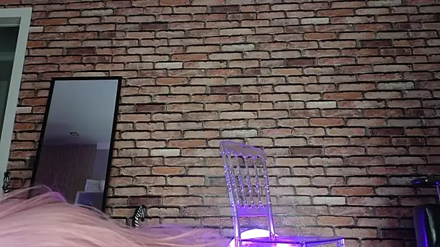 saya li1 online show from October 24, 6:37 pm