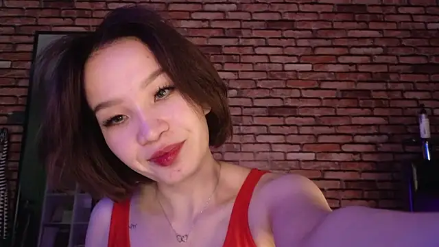 saya li1 online show from November 3, 9:41 pm