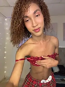 Chloe Celeste online show from May 8, 1:53 am