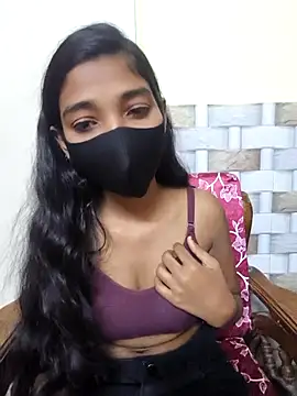 Snapshot of Sheeelaa chatting on October 10, 8:25 pm Sheeelaa online show from October 10, 8:25 pm