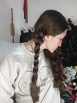 Lucy colee online show from April 11, 2:21 pm