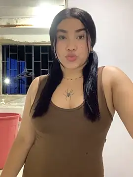 Snapshot of Vicky_bloonde chatting on October 23, 12:05 am Vicky bloonde online show from October 23, 12:05 am