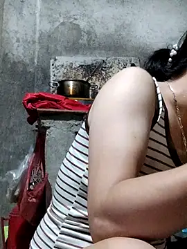 gio-thu online show from July 12, 1:23 pm