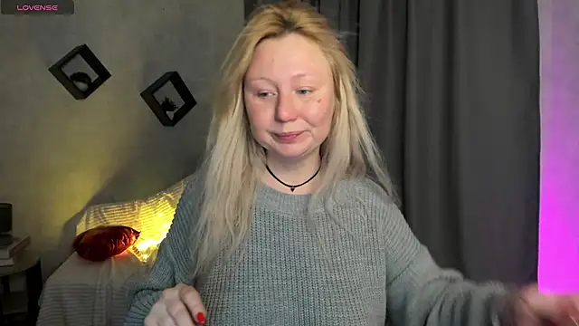 scent  of woman online show from February 20, 2:32 am