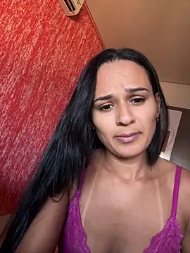 podona online show from October 8, 5:39 pm
