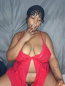 ZuriVixen online show from May 18, 7:20 pm