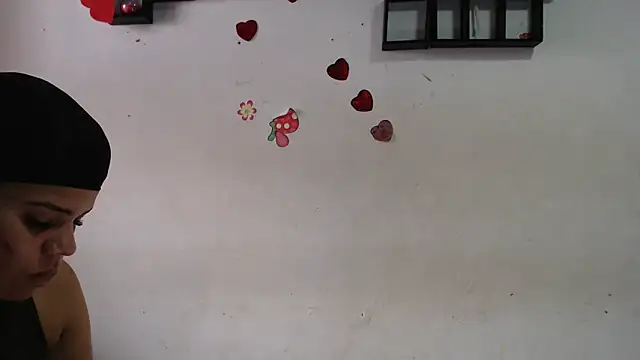 princesaslatinas online show from December 1, 2:42 pm