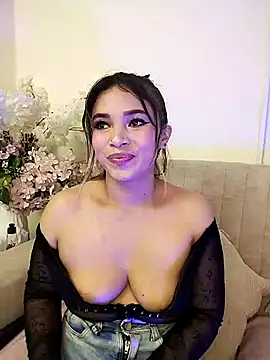 Kiaraa88 online show from February 13, 11:45 am