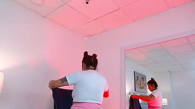 Bubbiecherry online show from December 3, 8:11 pm