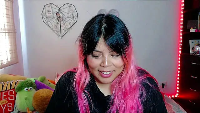 EllieMoonX online show from January 14, 8:58 pm