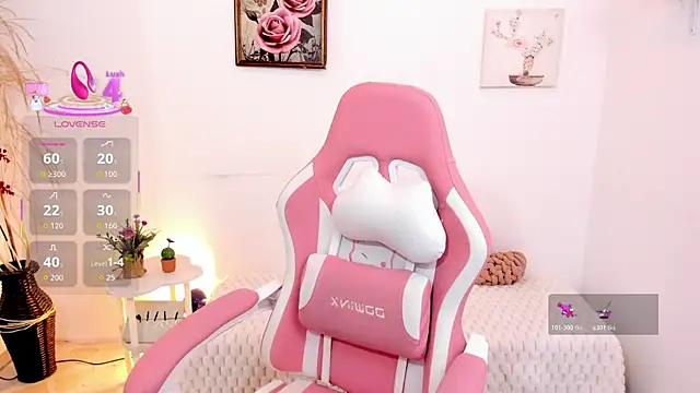EmmaMyers1 online show from June 27, 10:38 pm