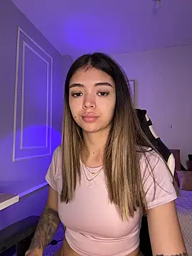 HoneyMollyX online show from April 22, 1:08 pm