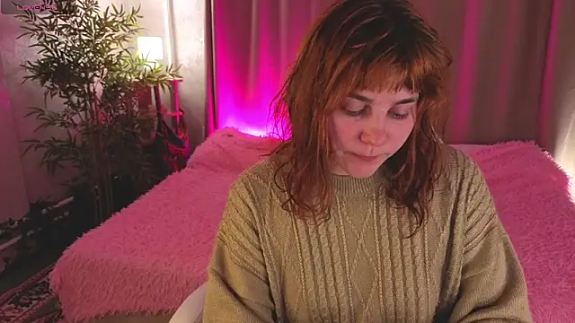 Rene Shine online show from April 3, 5:33 pm