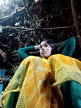 Cutsedi3 online show from October 30, 10:38 am