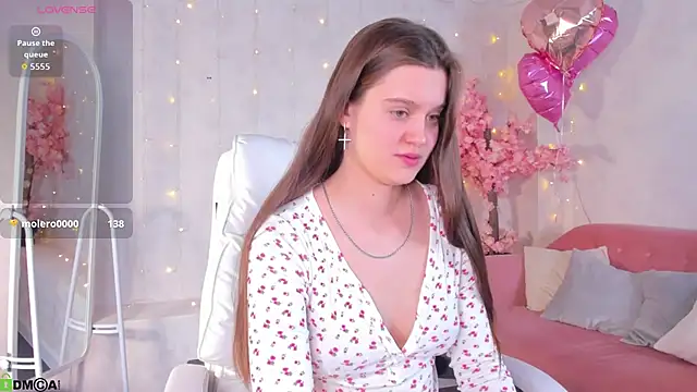 Renesmy Black online show from February 17, 11:59 pm