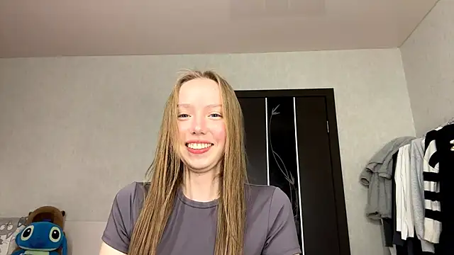 AntoniaMoravick online show from October 27, 7:08 pm