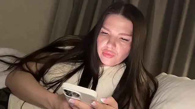 Seysolia online show from April 17, 10:23 pm