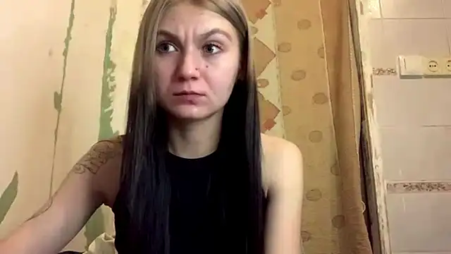 Snapshot of ArianeBhayani chatting on October 19, 9:17 pm ArianeBhayani online show from October 19, 9:17 pm