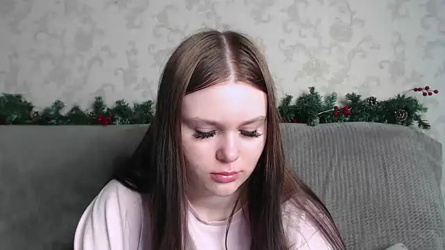 Musegirl online show from February 21, 8:26 am