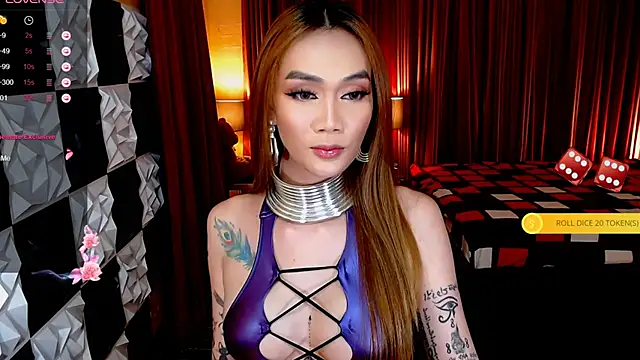 MeatyCockLuna online show from November 10, 9:59 am