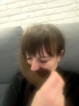 Butterfly8385 online show from October 27, 8:14 pm