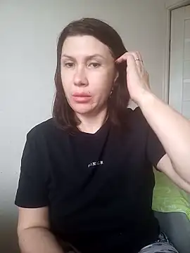 Ambika beauty online show from April 18, 1:13 pm