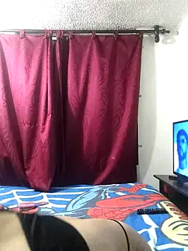 Snapshot of issa_bunny chatting on October 15, 12:35 am issa bunny online show from October 15, 12:35 am