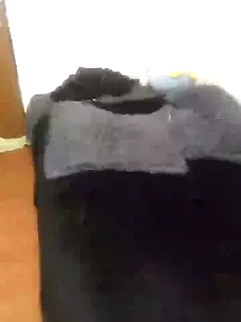 Snapshot of issa_bunny chatting on October 13, 3:20 am issa bunny online show from October 13, 3:20 am