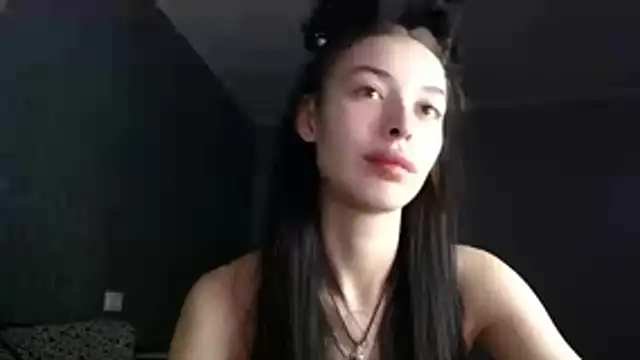 Daphne Darkthorn online show from November 26, 7:59 pm