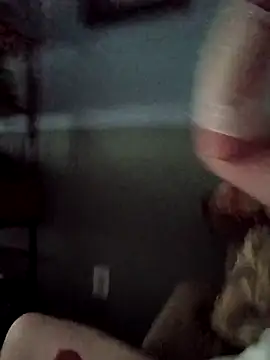 creamycouple69 online show from March 23, 7:20 pm