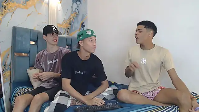 EMPIRE BOYS1 online show from February 16, 7:36 pm