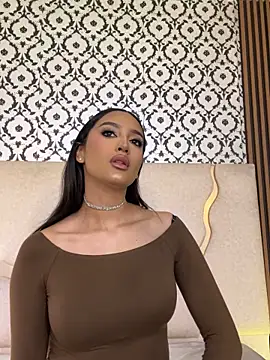 BEELLA TAY1 online show from November 6, 4:13 pm