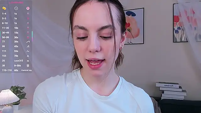 sweet and flirt online show from February 3, 7:24 am