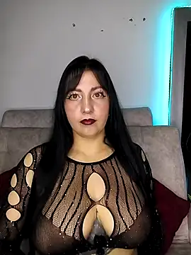 kitten25-hott online show from October 22, 2:05 am