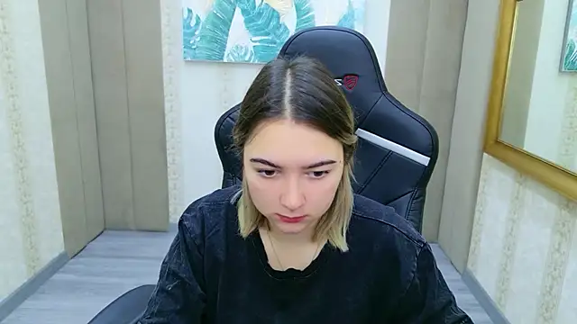 Dana Beck online show from December 1, 9:06 pm