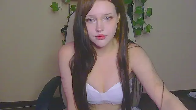 Snapshot of WickedBelle chatting on October 28, 4:46 pm WickedBelle online show from October 28, 4:46 pm