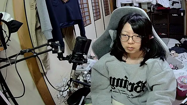 harinyanxxx online show from February 25, 3:43 pm