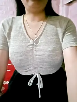 SansanCii online show from February 20, 7:43 am