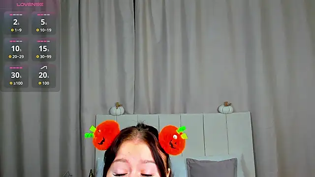 ElisSweety online show from October 22, 1:10 am