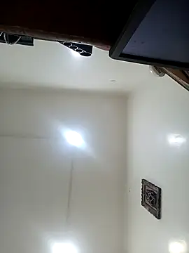 ITZ YUVIKA online show from October 23, 5:02 am