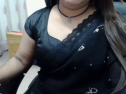 SexyRani2000 online show from August 6, 7:54 pm