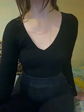 KittieCreme online show from October 31, 2:10 pm