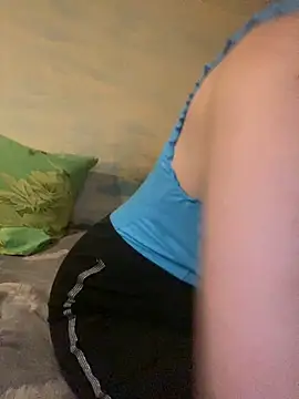 KittieCreme online show from March 15, 3:58 pm