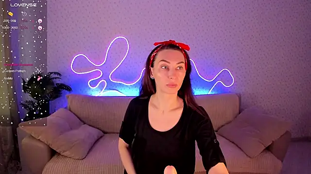 Lilith Sora online show from February 19, 7:30 am