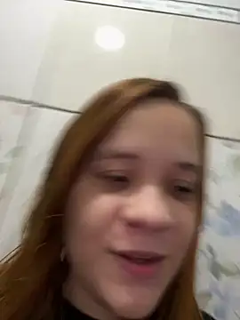 ruivinhadancer online show from December 15, 12:05 am