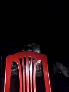 YiyinLy online show from October 26, 8:15 pm