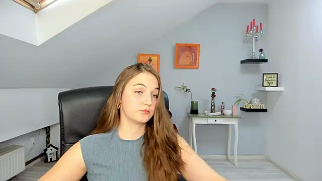 AnneWilsonn online show from November 11, 12:57 pm