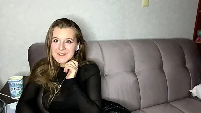 AnnamariaVieu online show from November 29, 8:46 pm